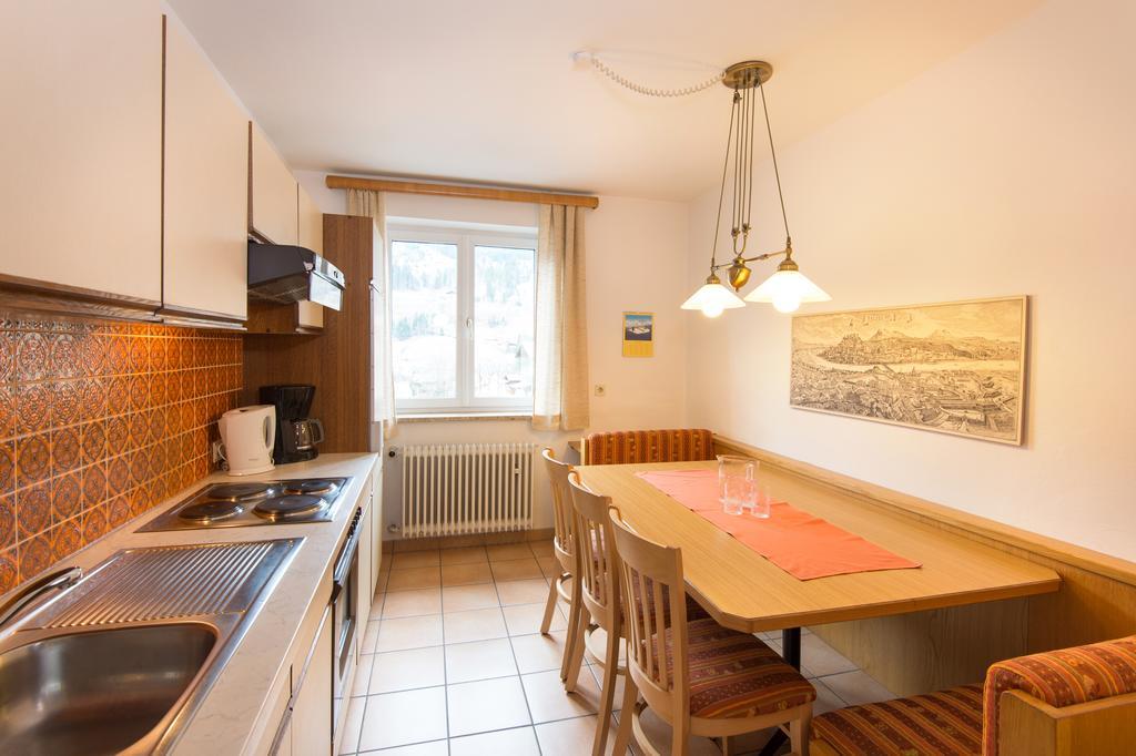 Ferienappartements Brandner Бад Хофгащайн Стая снимка