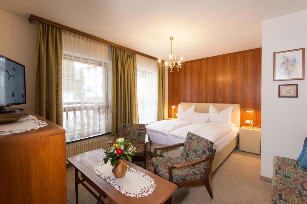 Ferienappartements Brandner Бад Хофгащайн Стая снимка