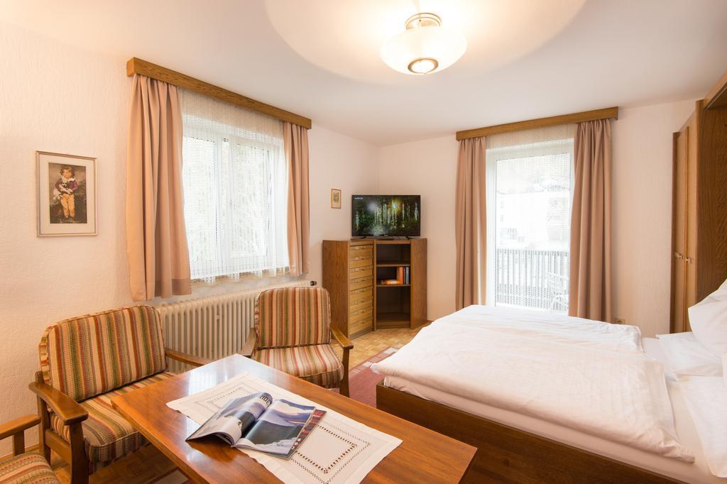 Ferienappartements Brandner Бад Хофгащайн Стая снимка